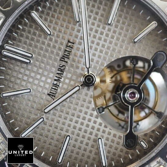 ap-extra-thin-tourbillon-left-1