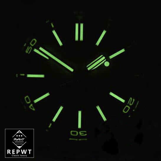 ap-royaloak-15710st-dial-1