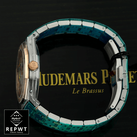 audemars_piguet_royal_oak_quartz_ladies_left-1-1