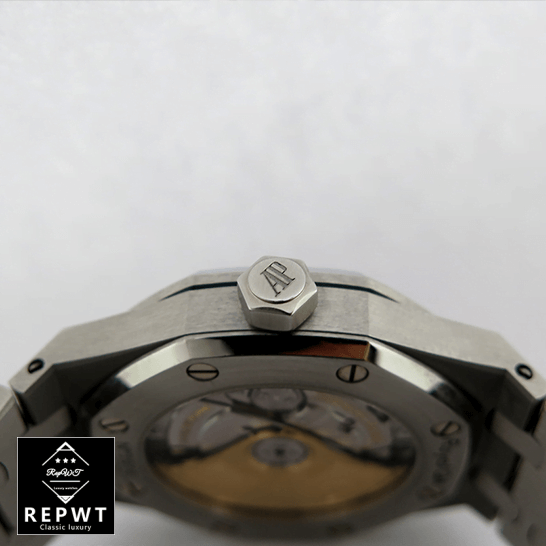 audemars_piguet_royal_oak_selfwinding_15451ST_ZZ_1256ST_01_A_right_side-1-2