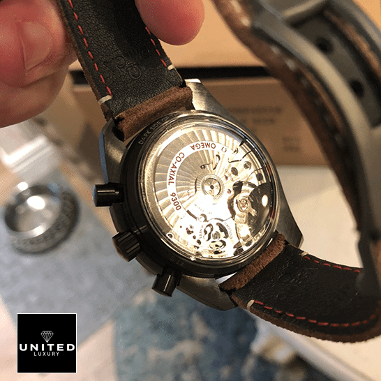 omega-speedmaster-311.92.44.51-replica-back