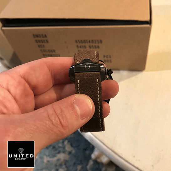 omega-speedmaster-311.92.44.51-replica-clasp