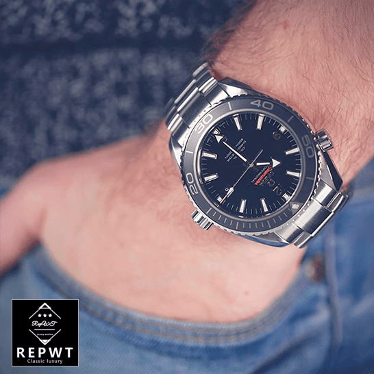 omega_seamaster_planet_ocean_steel_232_30_42_21_01_001_black_dial_hand-1 omega_seamaster_planet_ocean_steel_232_30_42_21_01_001_black_dial_hand-1