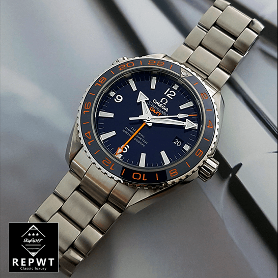 omega_seamaster_planet_ocean_steel_232_30_44_22_03_001_blue_dial_front-1