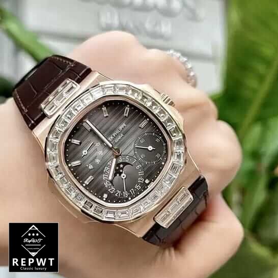 patek-philippe-baguette-replica-4-1 patek-philippe-baguette-replica-4-1