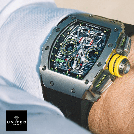 richard_mille_rm_011_03_titane_flyback_hand richard_mille_rm_011_03_titane_flyback_hand