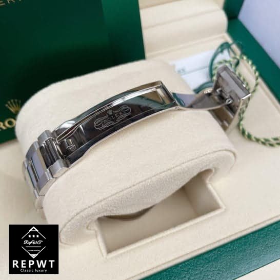 rolex-diagonal-black-replica-back-2 rolex-diagonal-black-replica-back-2