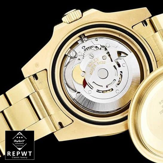 rolex-gmt-green-dial-replica4-1