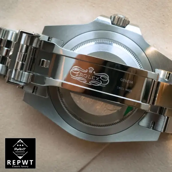 rolex-gmt-master-ii-bruce-wayne-1