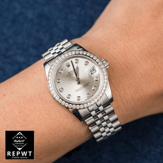 rolex_datejust_178384_white_gold_automatic_black_diamond_dial_jubilee_replica_hand-1