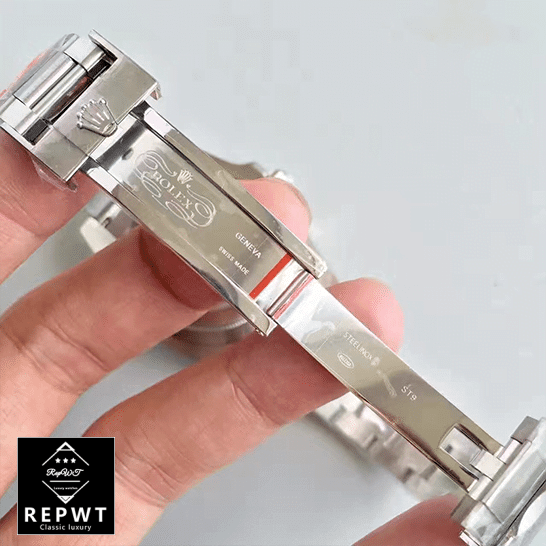 rolex_datejust_oyster_perpetual_silver_roman_dial_116200_oyster_replica_unitedluxurynet rolex_datejust_oyster_perpetual_silver_roman_dial_116200_oyster_replica_unitedluxurynet