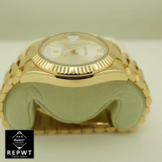 rolex_day-date_II_collection_gold_silver_white_dial_218238_left-1 rolex_day-date_II_collection_gold_silver_white_dial_218238_left-1