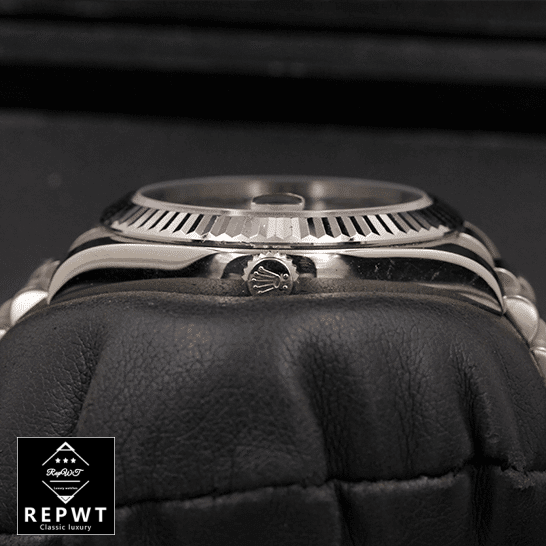 rolex_day_date_II_218239_V6_stainless_steel_sundust_dial_replica_right-1