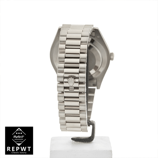 rolex_day_date_II_218239_v6_stainless_steel_white_dial_clips-1 rolex_day_date_II_218239_v6_stainless_steel_white_dial_clips-1