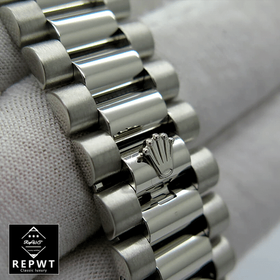 rolex_day_date_II_stainless_steel_ice_blue_roman_dial_218206_bracelet-1 rolex_day_date_II_stainless_steel_ice_blue_roman_dial_218206_bracelet-1