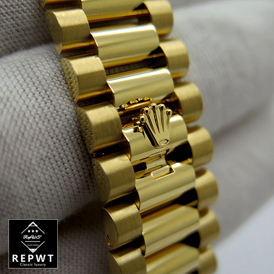 rolex_day_date_yellow_gold_with_pave_diamond_dial_sapphire_128348RBR_0030_replica_clasp_unitedluxurynet-1