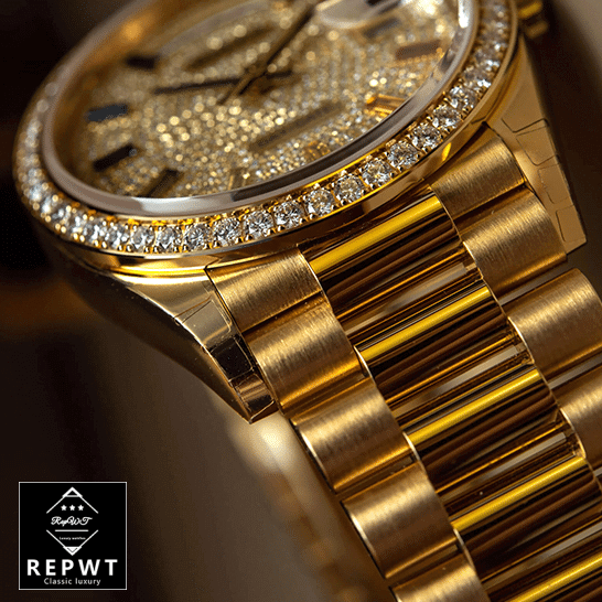 rolex_day_date_yellow_gold_with_pave_diamond_dial_sapphire_128348RBR_0030_replica_unitedluxurynet-1