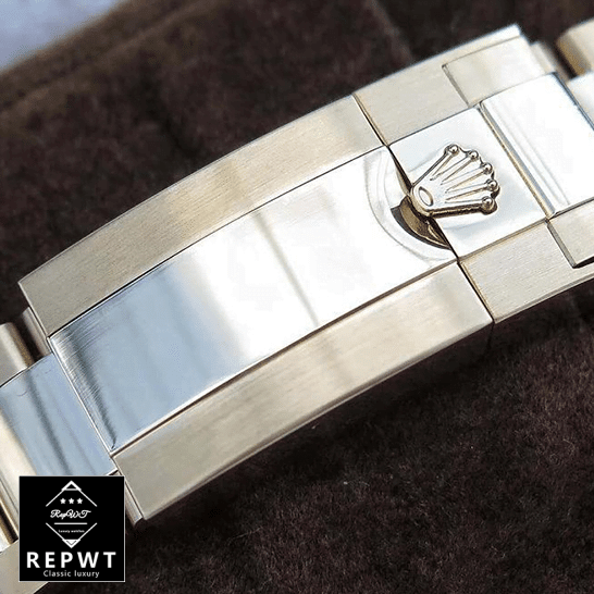 rolex_daytona_cosmograph_rainbow_crystals_bezel_black_dial_116519_oyster_replica_clasp_unitedluxurynet rolex_daytona_cosmograph_rainbow_crystals_bezel_black_dial_116519_oyster_replica_clasp_unitedluxurynet