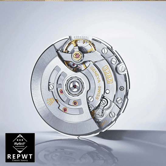 rolex_gmt-master_II_pepsi_steel_126710BLRO_jubilee_unitedluxury_machanism-1