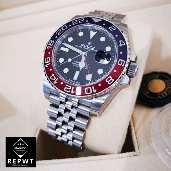 rolex_gmt-master_II_pepsi_steel_126710BLRO_jubilee_unitedluxury_pepsi_left-1