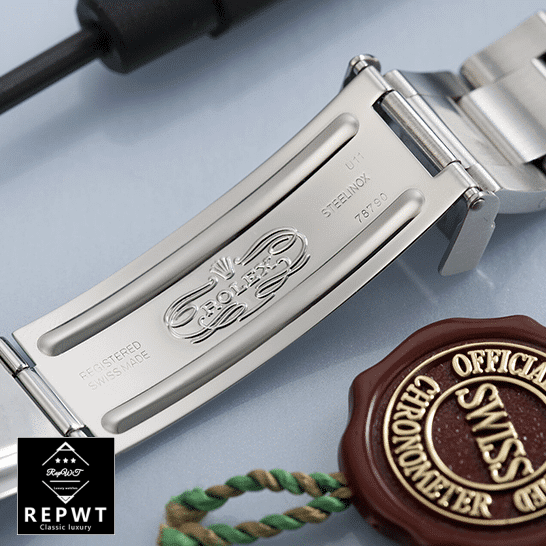 rolex_gmt-master_II_red_amp_black_bezel_black_dial_16710_oyster_man_dial-1