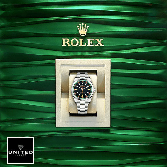 rolex_milgauss_black_dial_green_crystal_m116400GV_0001_oyster_replica_box_unitedluxurynet rolex_milgauss_black_dial_green_crystal_m116400GV_0001_oyster_replica_box_unitedluxurynet