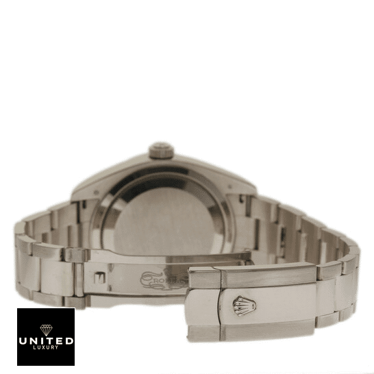 rolex_sky-dweller_white_dial_326939_oyster-unitedluxury_man_back