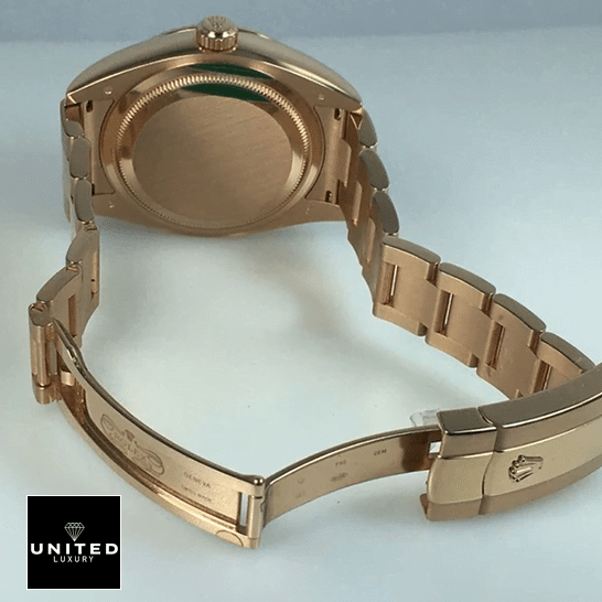 rolex_sky_dweller_chocolate_dial_rose_gold_326935_oyster_replica_back_unitedluxurynet-1