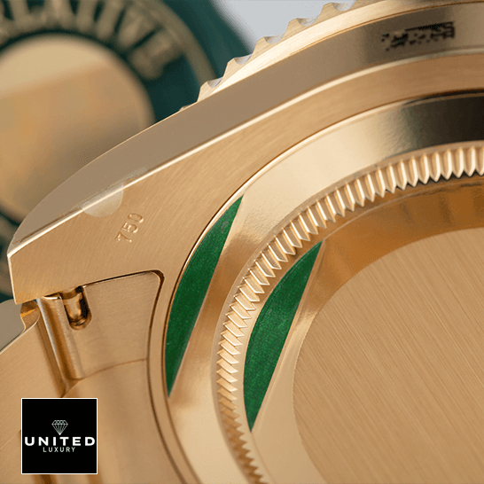 rolex_submariner_blue_dial_gold116618LB_oyster_replica_close_back