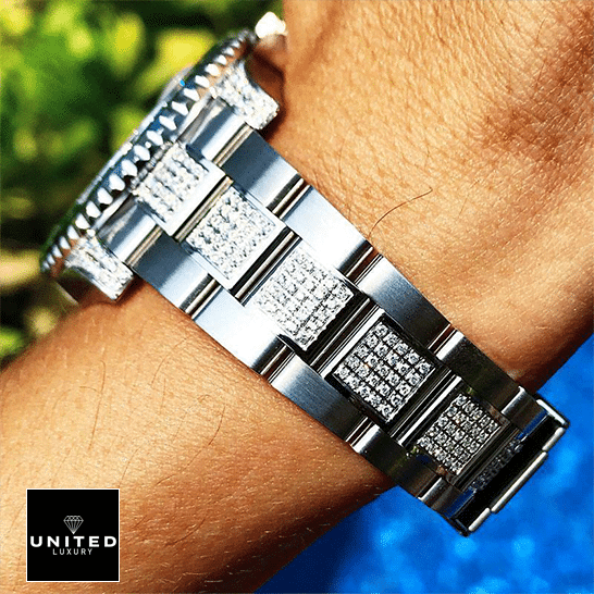 rolex_submariner_hulk_116610LV_diamond_green_dial_iced_out_replica_bracelet