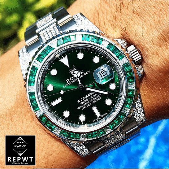 rolex_submariner_hulk_116610LV_diamond_green_dial_iced_out_replica_hand-1 rolex_submariner_hulk_116610LV_diamond_green_dial_iced_out_replica_hand-1
