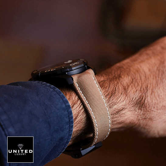 tag_heuer_aquaracer_calibre_5_wAY208C.FC6383_replica_bracelet_unitedluxurynet tag_heuer_aquaracer_calibre_5_wAY208C.FC6383_replica_bracelet_unitedluxurynet